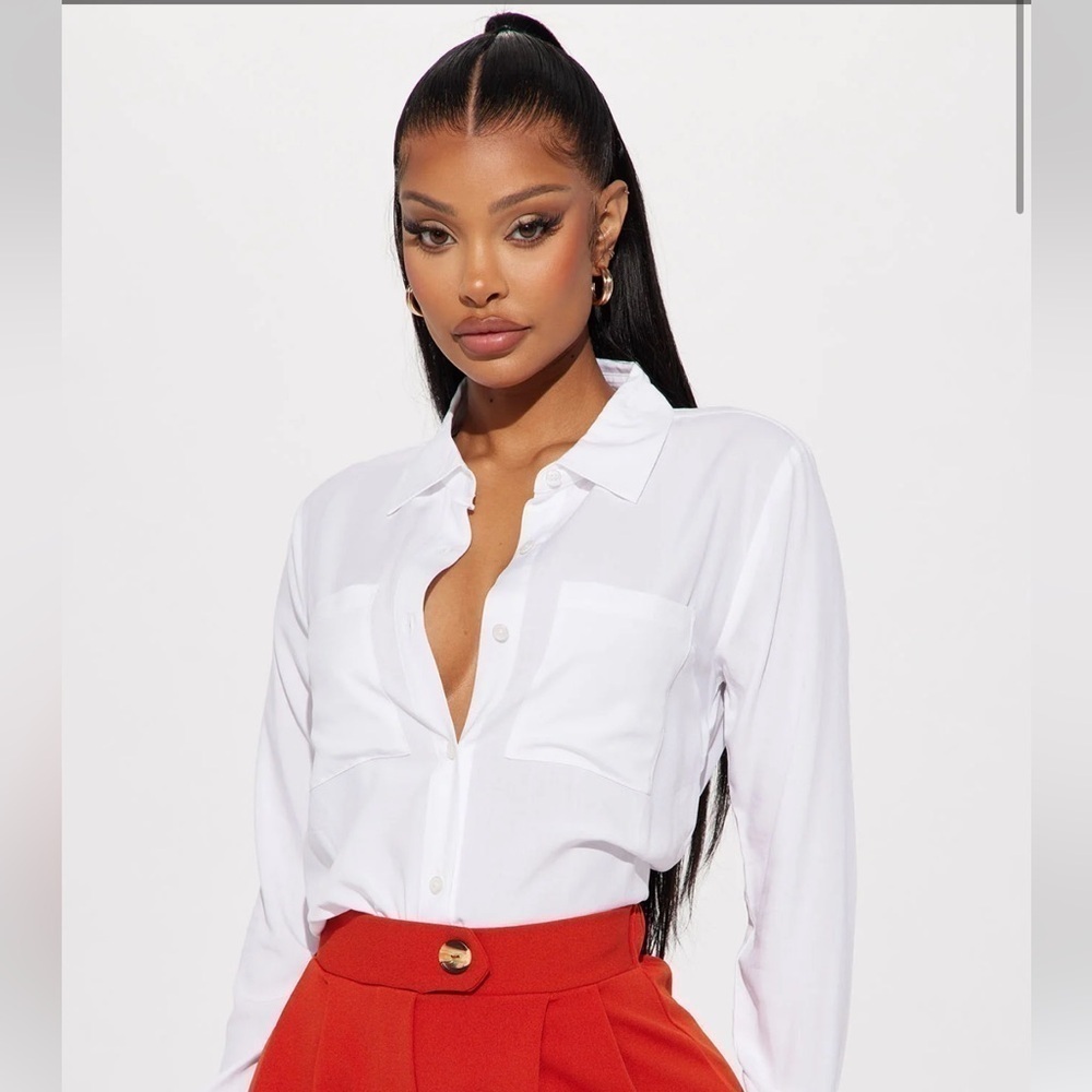 NWT FASHIONOVA White You Better Work Button Up Shirt Size Extra Small - Picture 3 of 4